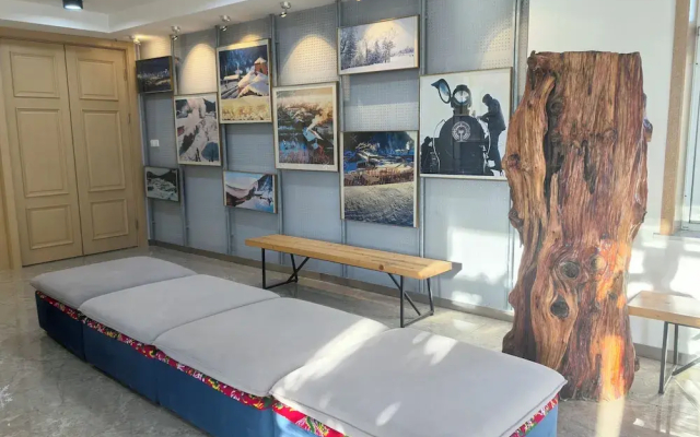 Erlanghe Jingbei Hotel