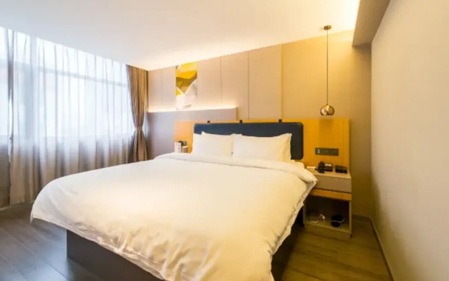 Homeinn Selected Hotel (Shanghai Hongqiao Gubei Yaohong Road Subway Station)