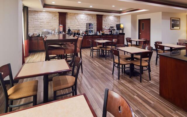 Best Western Granbury Inn & Suites