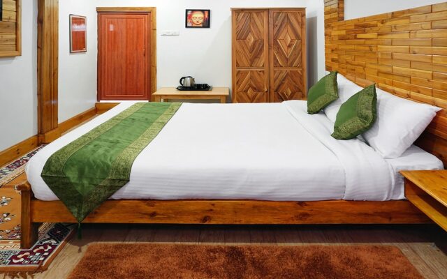 Treebo Trip Omega's Stay Inn