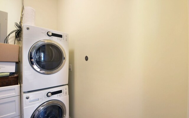 Grandview Heights Vacation Homes – Pink House