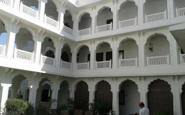 WelcomHeritage Hotel Sirsi Haveli