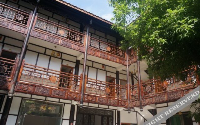 Pangjie Inn