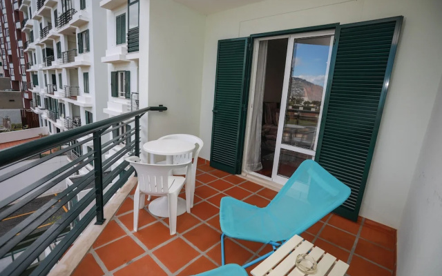 Forum Apartment