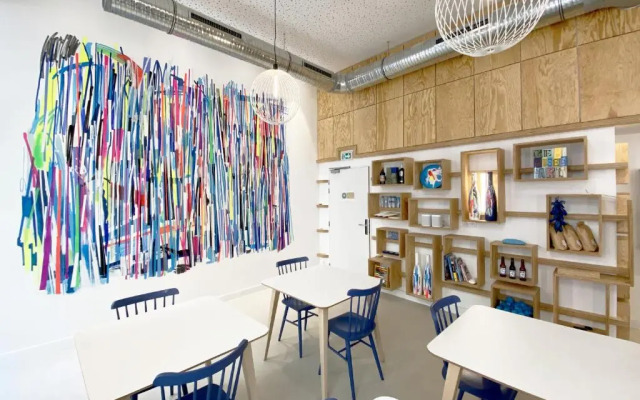 The People - Marseille - Hostel