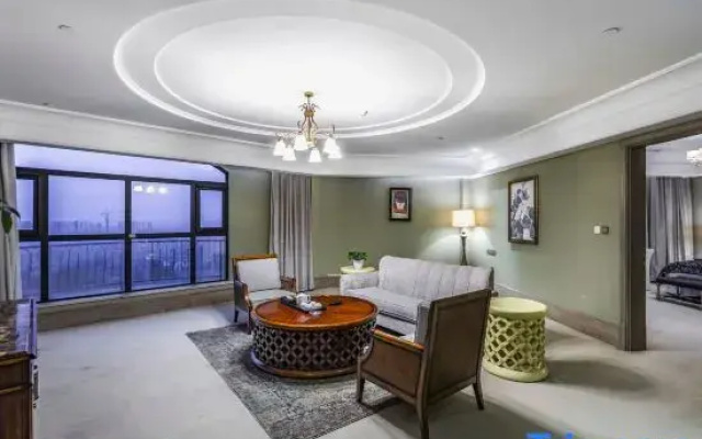 Yanling Bloom Hot Spring Hotel