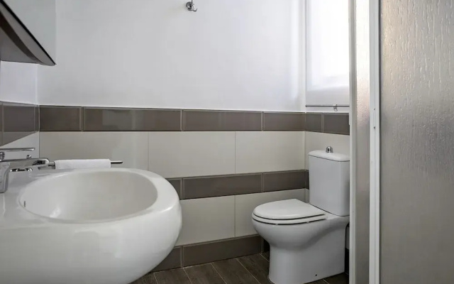 Ognina Apts With Pool By Wonderful Italy
