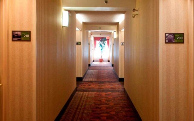 Hampton Inn by Hilton Toronto-Mississauga West