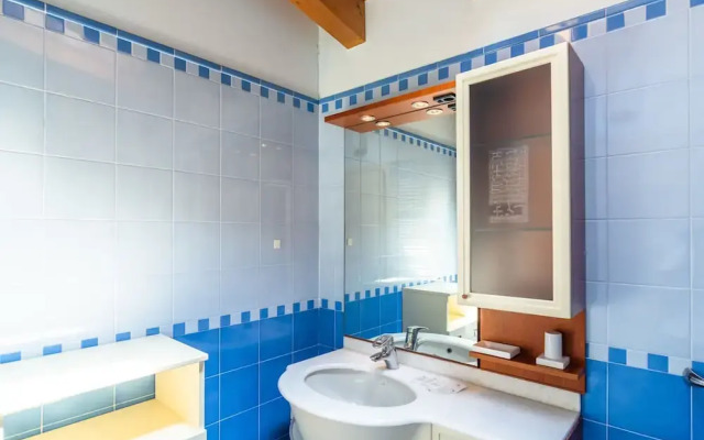 Modern Salo Flat With Pool