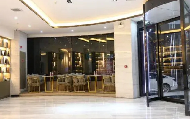 Dahuaishu Hotel (Luoyang Longmen High-speed Railway Station)