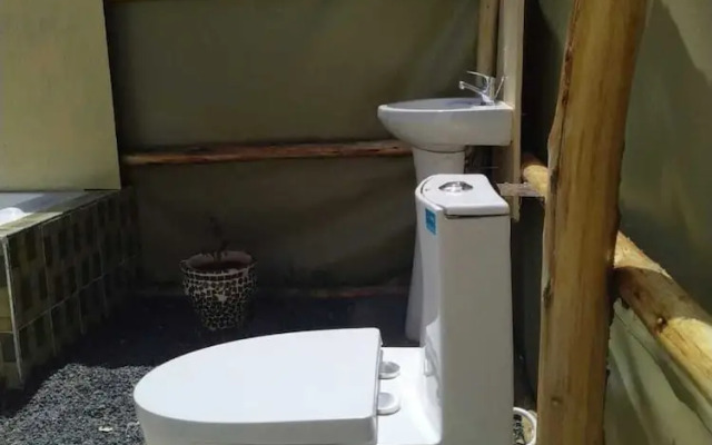 Amanya 1-bed Leopard Family With Mt Kilimanjaro vi - Campsite