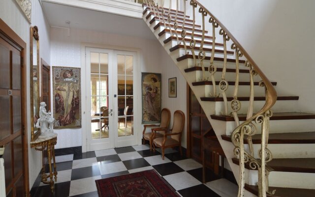 Gorgeous Villa on an Estate With Beautiful Garden, Swimming Pool and Pool House With Sauna