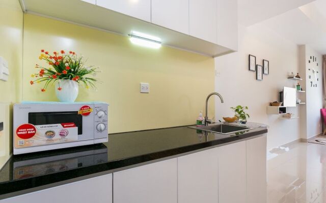 MK Rivergate Apartment - FREE POOL & GYM