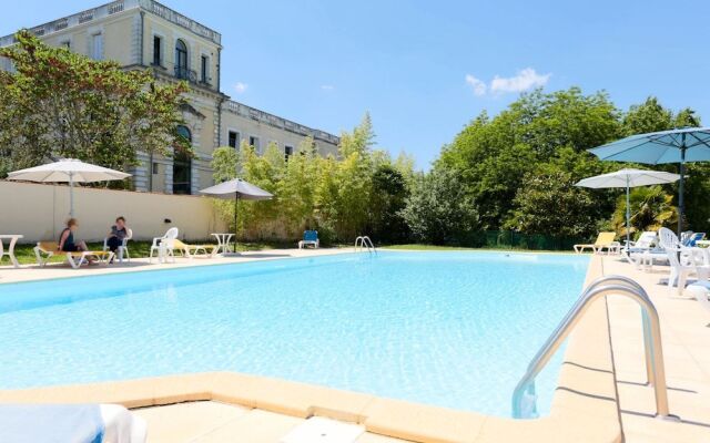 Résidence du Chateau de Bégué