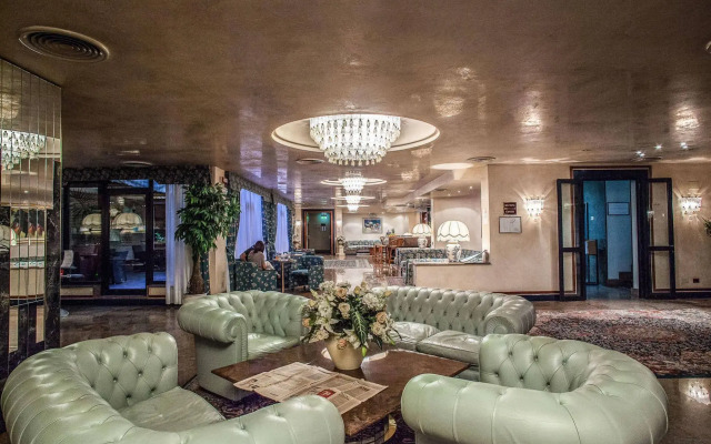 Hotel Leonardo Da Vinci