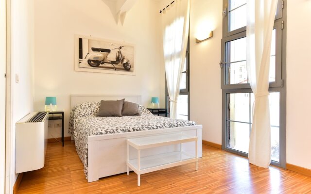 Libetta 8pax Apartment