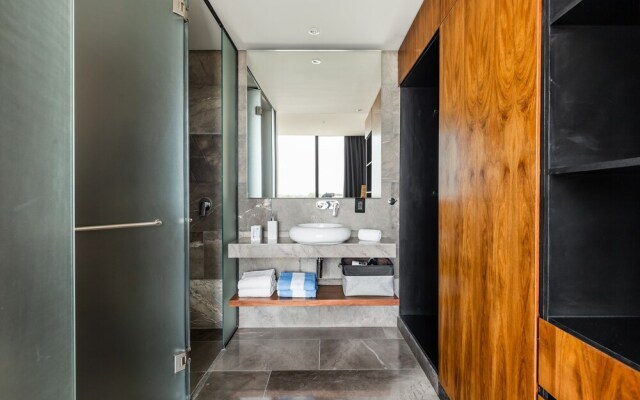 Luxury 1 Bedroom Penthouse by Iik Tulum