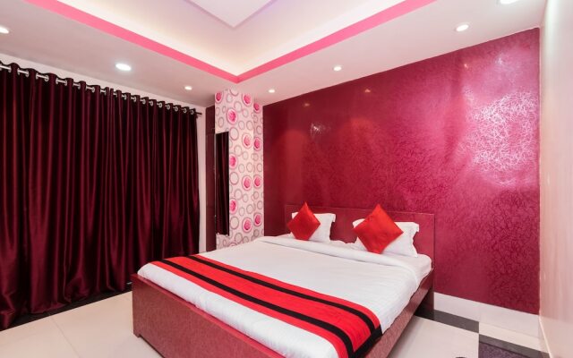 OYO 1865 Hotel Trivedi International