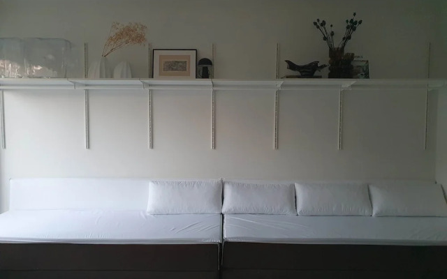 Huswell - S T U D I O 1 4