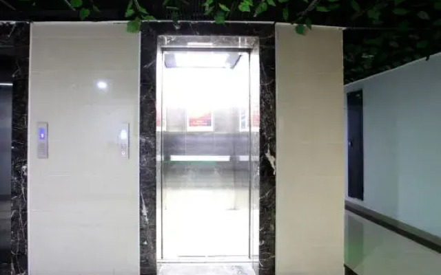 Hillcom Guest House