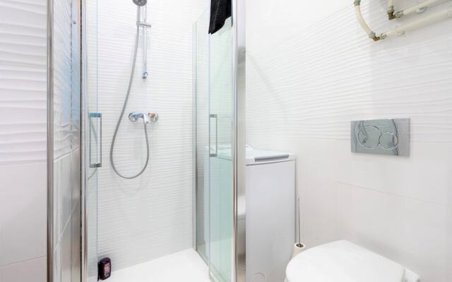 ★ Charmant/Nice APPARTEMENT ★ proche/near LA DEFENSE & PARIS