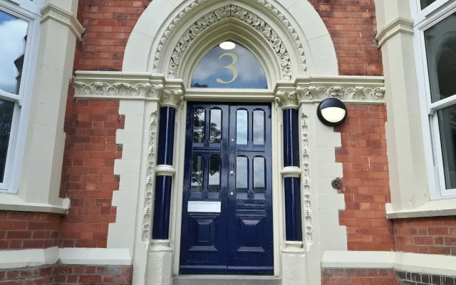 Pelham House