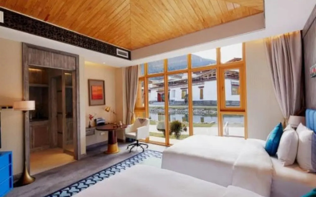 Evergrande Hotel Nyingchi