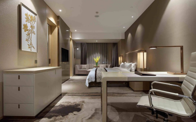 Gallery F Hotel