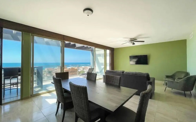 Quiet Cozy Getaway With Stunning Ocean View