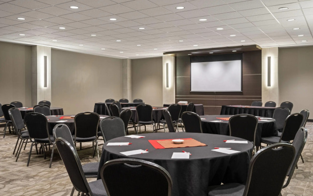 Ramada by Wyndham Saskatoon