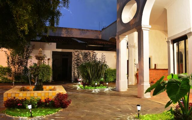 Pueblito Tlaquepaque Hotel Boutique