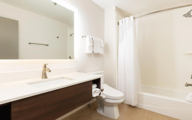 Holiday Inn Express Bellingham by IHG