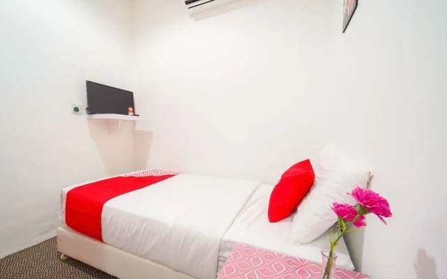 OYO 89710 Saujana CT View Hotel