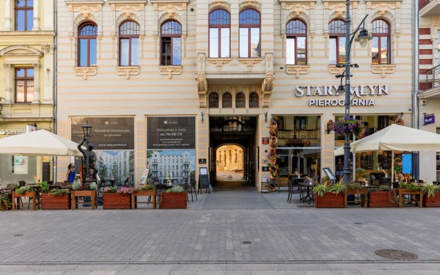 Studio Piotrkowska 37 by Renters