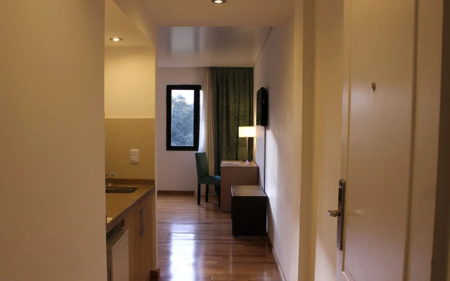 Hotel Plaza Central Canning