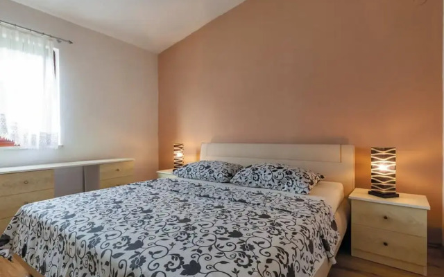 Mediterranean Stylish Villa With Pool in Kastel Stari