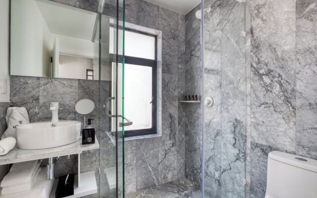 UTOPIC Campos Elíseos by ULIV