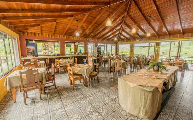 Hotel Castillo del Arenal