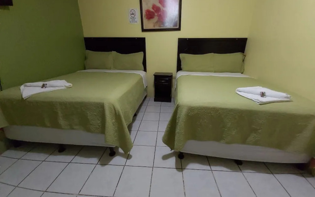 Mados Hotel Aterrizaje