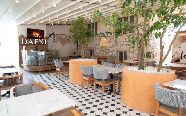 Dafni Plus Hotel Sigacik