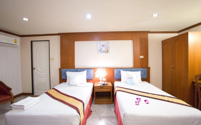 Chaipat Hotel