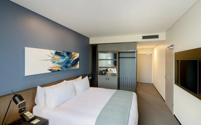Holiday Inn Sydney St Marys by IHG