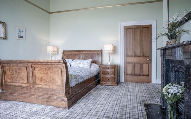 Rumwell Park - 8 Bedroom Manor House- Taunton