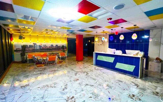 Philly Inn & Suites Hotel