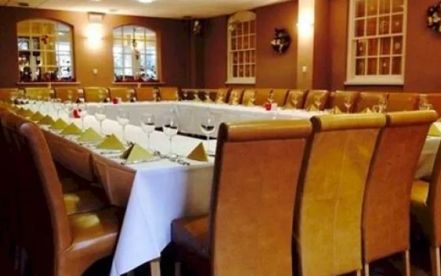 Eden House Hotel