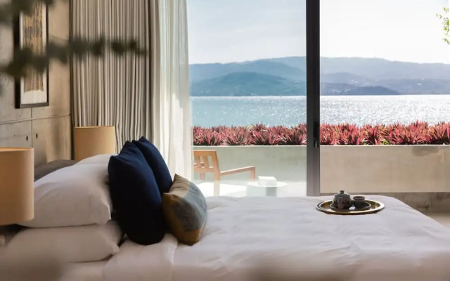 Syrah 3-bedroom Beachfront Villa in Koh Samui