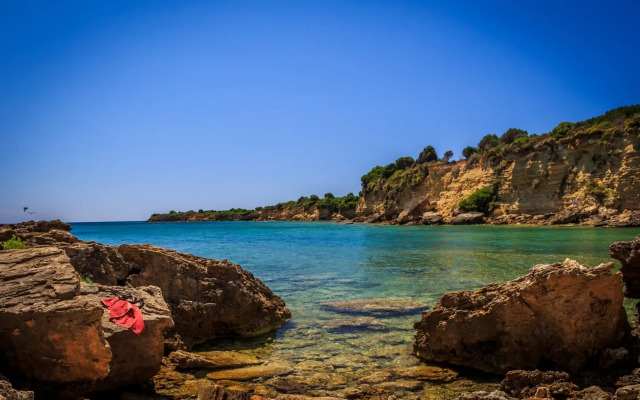 Porto Gerakas Villas & Apartments