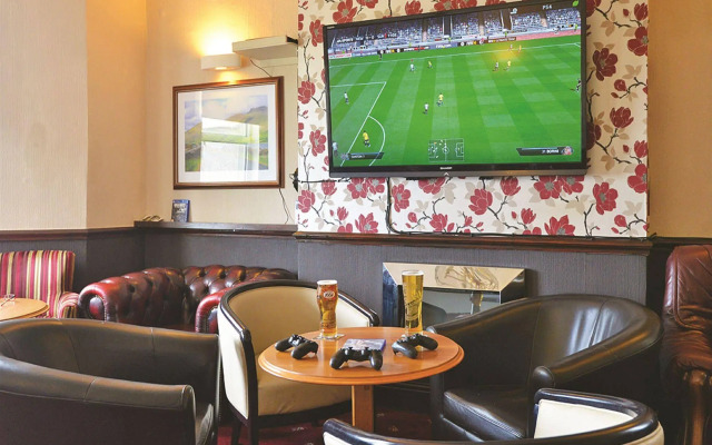 Bailey Ground Hotel