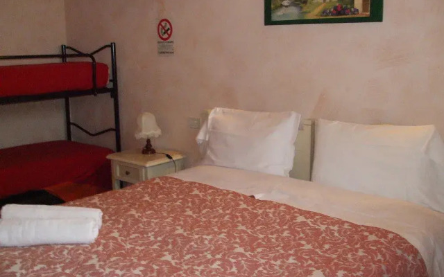 Agriturismo Nuvolino - Guest House