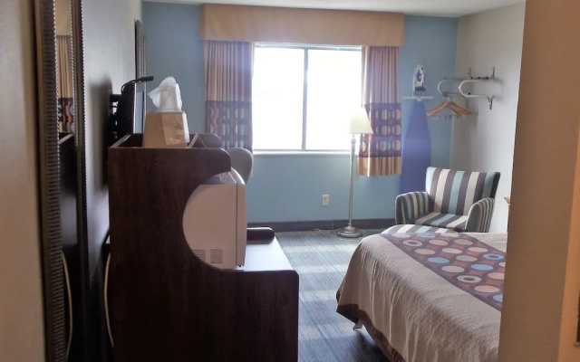 Super 8 By Wyndham Shenandoah